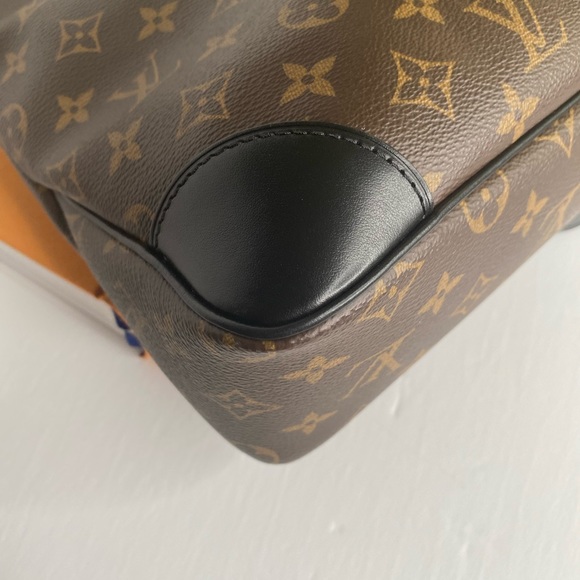 ❌SOLD❌ Louis Vuitton odeon crosssbody - Picture 6 of 15